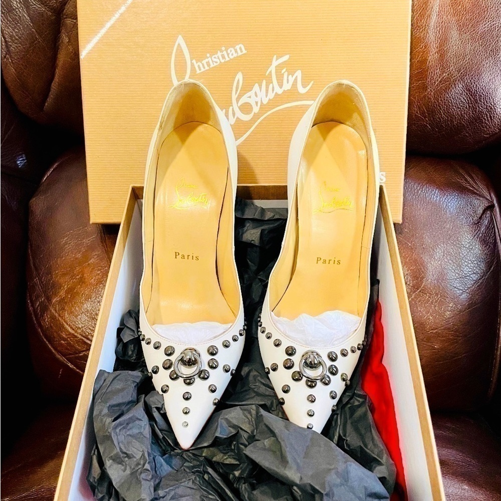 Christian Louboutin Kate 100 Geometric stud embellishment 39.5 Posh authenticate - Picture 5 of 9